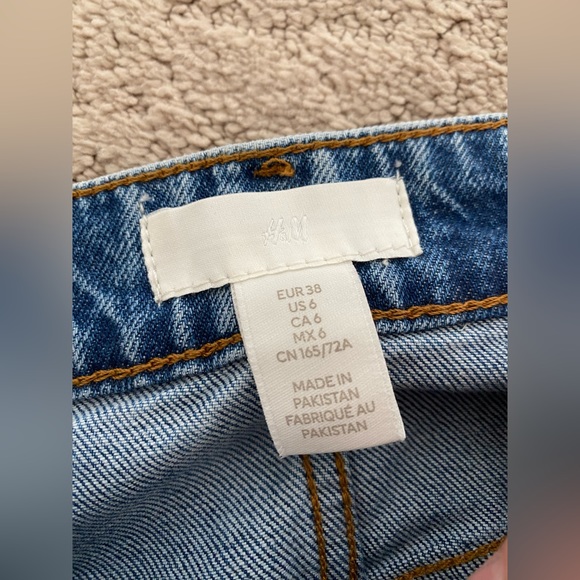 H&M mom jeans - Picture 3 of 6